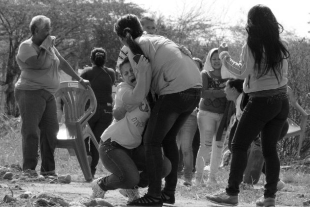 En el drama familiar que hay detrás de cada madre o familiar de un recluso, de drogadictos  y de enfermos, allí está el dolor. Foto: AP.