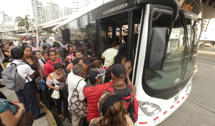 Las nuevas rutas serían más que nada para alimentar al Metro de Panamá y el costo será igual. Foto de archivo