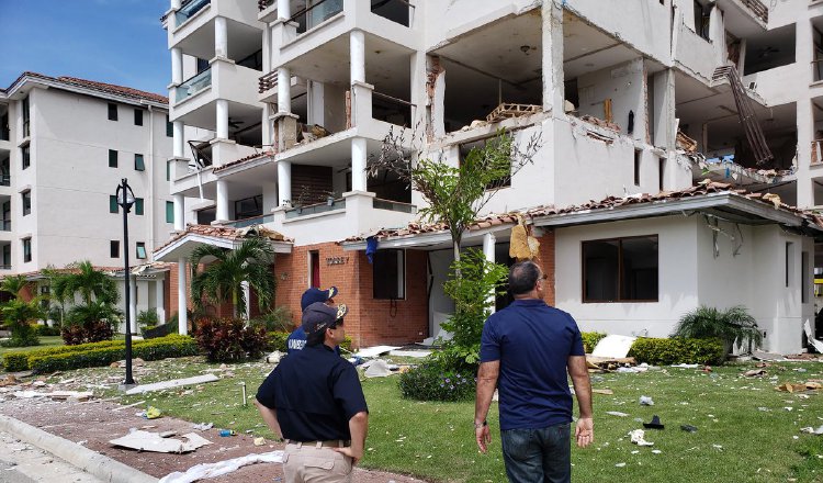 Exigen investigación sin selectividad por explosión en PH Costamare. Foto: Panamá América.