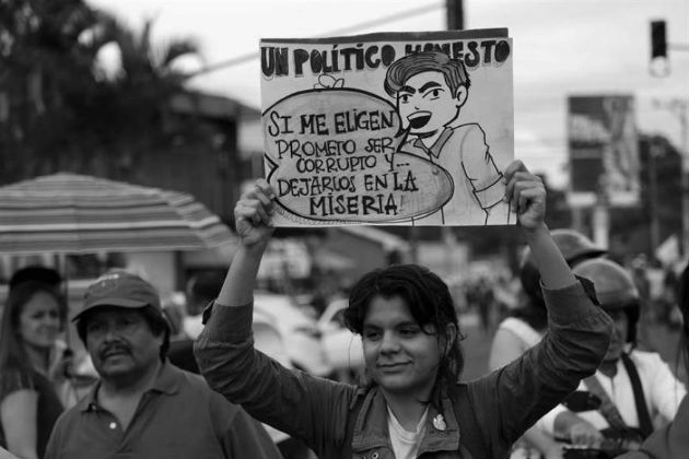 Al fin, los panameños podremos vivir en paz porque nuestros políticos tendrán las manos más limpias que las de Poncio Pilatos. Foto: EFE.