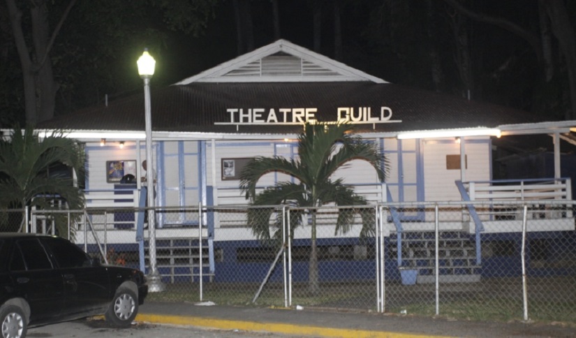 El Teatro Guild queda al lado de la DIJ.