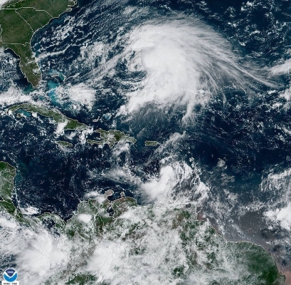 Puerto Rico se encuentra bajo alerta de paso de tormenta tropical, al igual que las Islas Vírgenes, tanto las estadounidenses como las británicas. FOTO/EFE