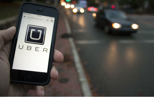 El próximo 30 de septiembre termina la prórroga que permite el pago en efectivo de los servicios de transporte de lujo ofrecidos a través de plataformas tecnológicas, como define a Uber y sus similares.