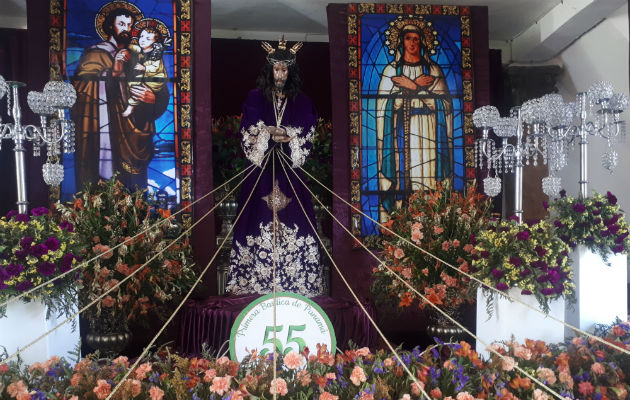 Las autoridades eclesiásticas han informado que se espera que lleguen más de 400 mil devotos este domingo en la gran procesión en Atalaya que se llevará a cabo este domingo.